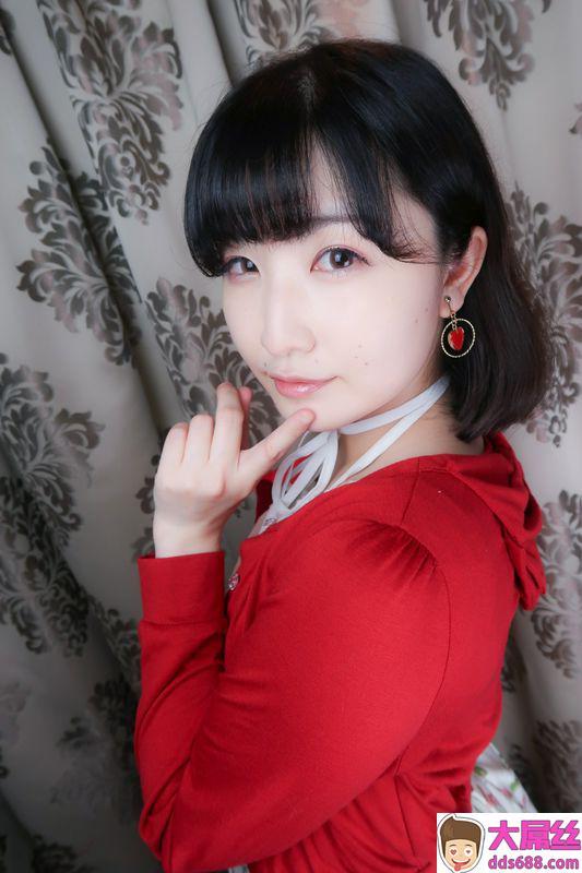 童贞食いレイヤー再び！レイヤー彼女がいても、童贞なら问题ナシ。