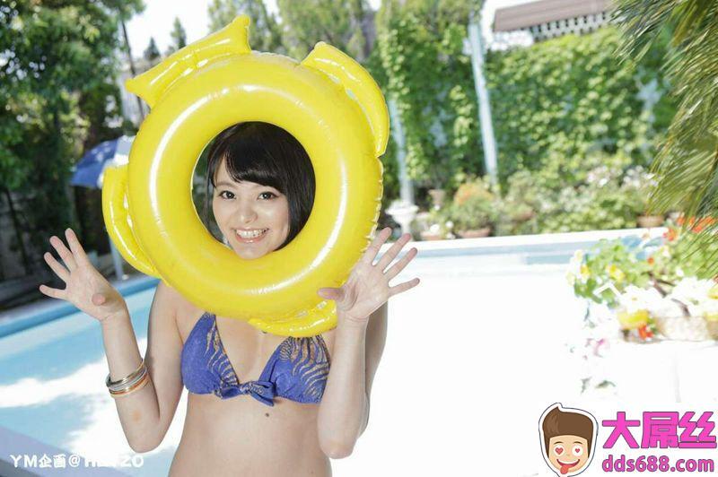 天然美少女と真夏の水着SEX！青山未来