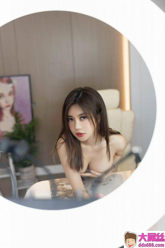 XiuRen秀人网 Vol.5101 绮里嘉ula 完整版无水印写真