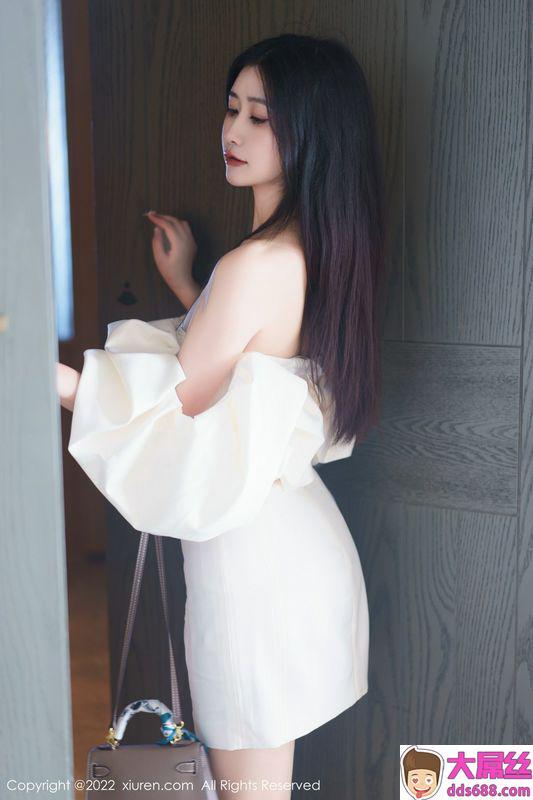 XiuRen秀人网 Vol.6032 laura阿姣 完整版无水印写真