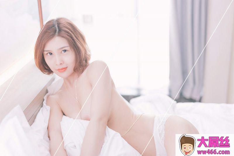 网路收集系列巨乳女神闫盼盼2018年7月写真裸心大尺度VIP福利帖